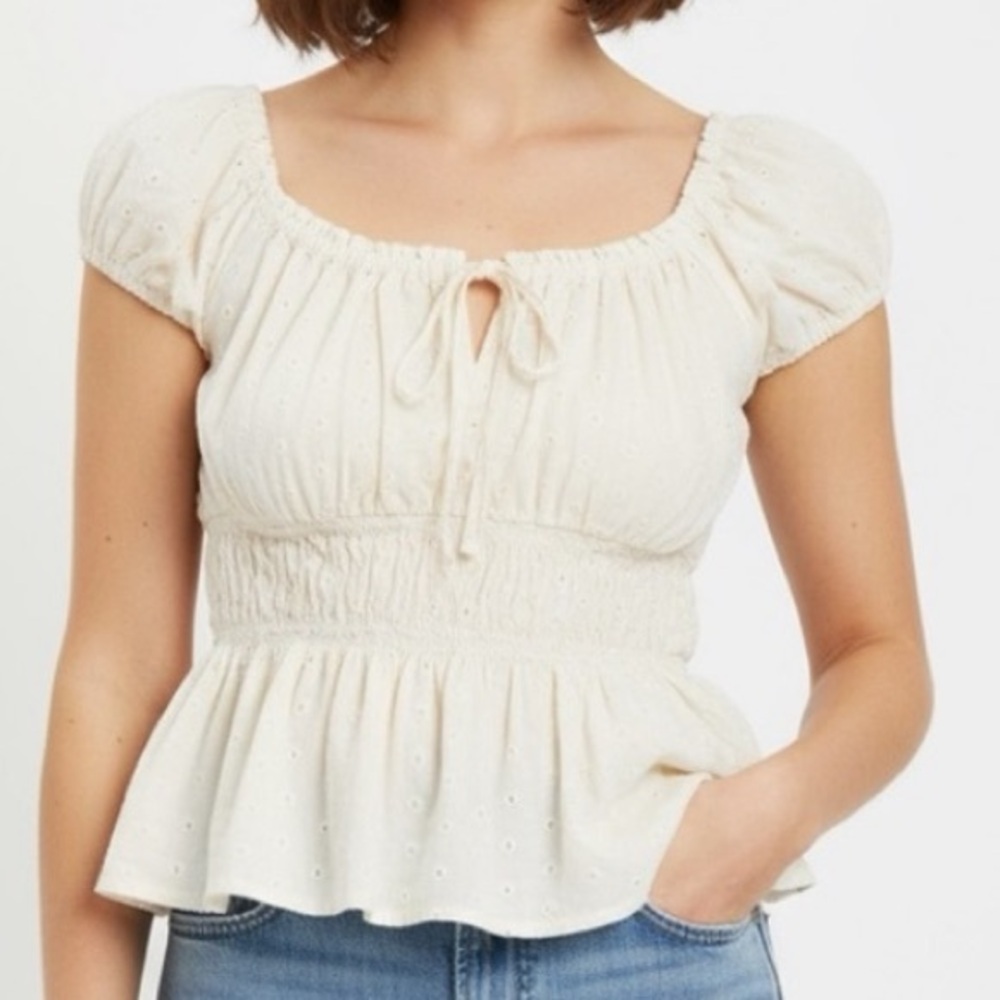 Old Navy Short-Sleeve Smocked Floral-Eyelet Peplum Babydoll Top Shirt Cream M